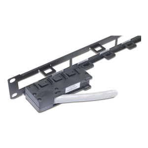 APC Panel Pengagihan Data 1U, Menampung 4 Kabel Pengagihan Data untuk Jumlah 24 Port (AR8451)